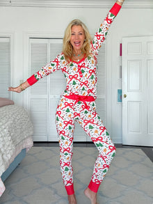 Jolly Gingerbread Bow Pajama Set 1